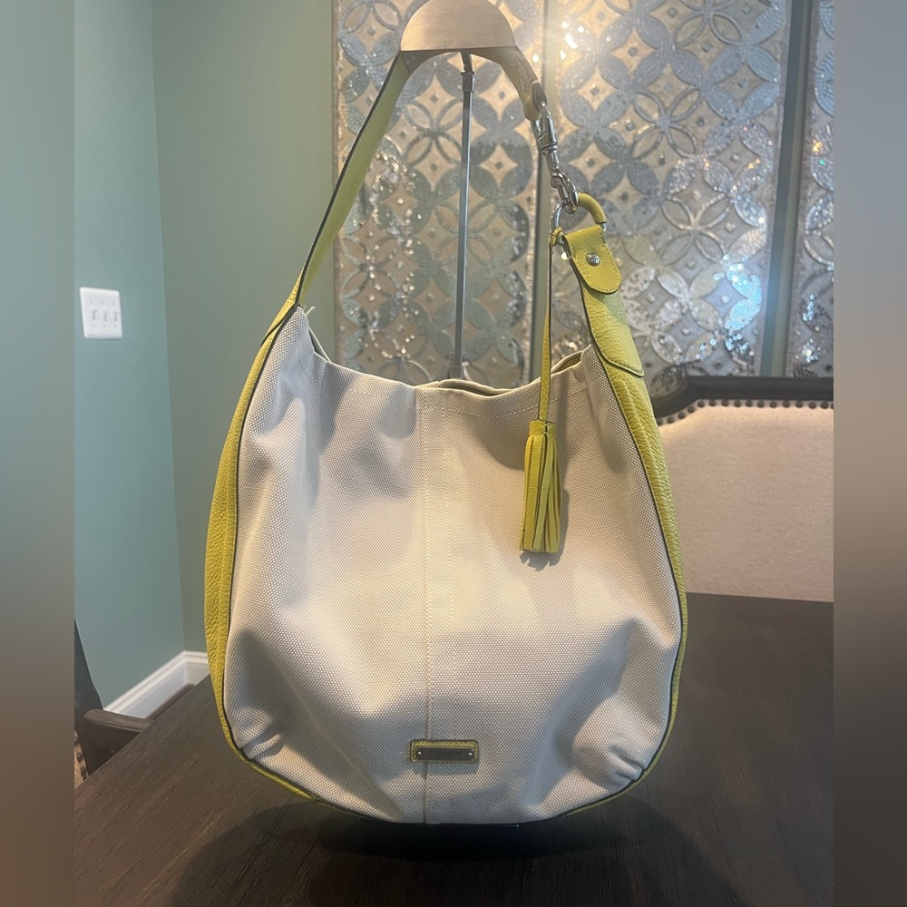 Coach Avery Hobo F28911 Natural & Chartreuse Canvas Leather Shoulder Bag - Picture 2 of 15